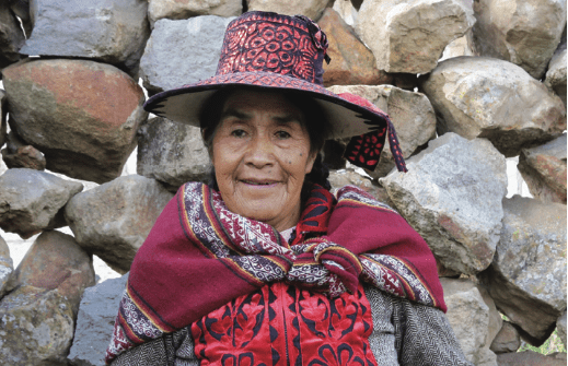 Master Weaver for the Santo Tomas community, Manuela Huancahuire Teniente