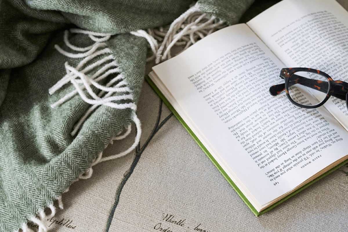 5 book to enjoy on the sofa Sofas & Stuff Blog