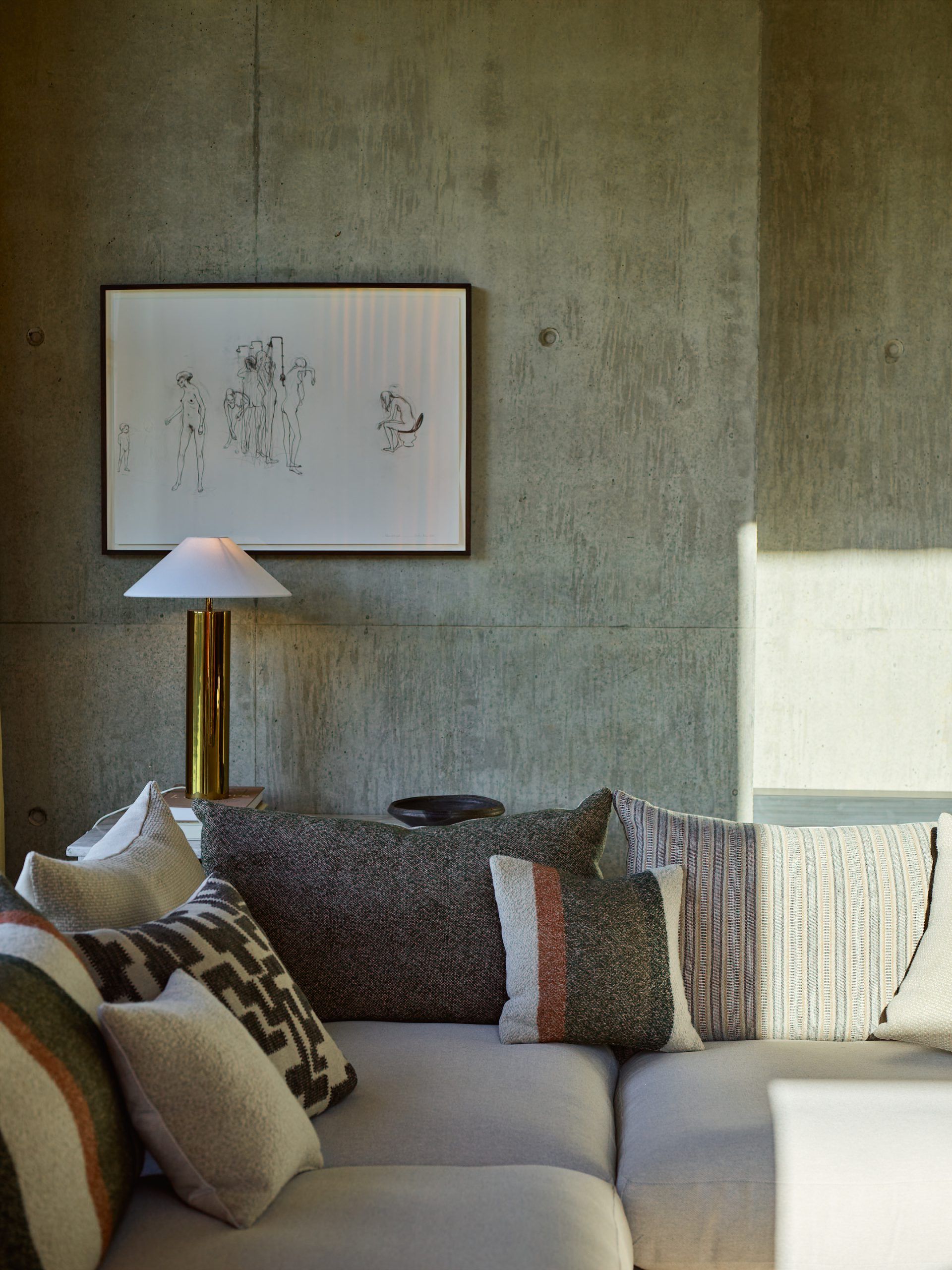 Hambledon corner sofa in Two Tone Plain Calico with scatters in Cloth 22 Weaves.
